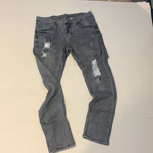 Like new mens grey skinny jeans (size 32x34)